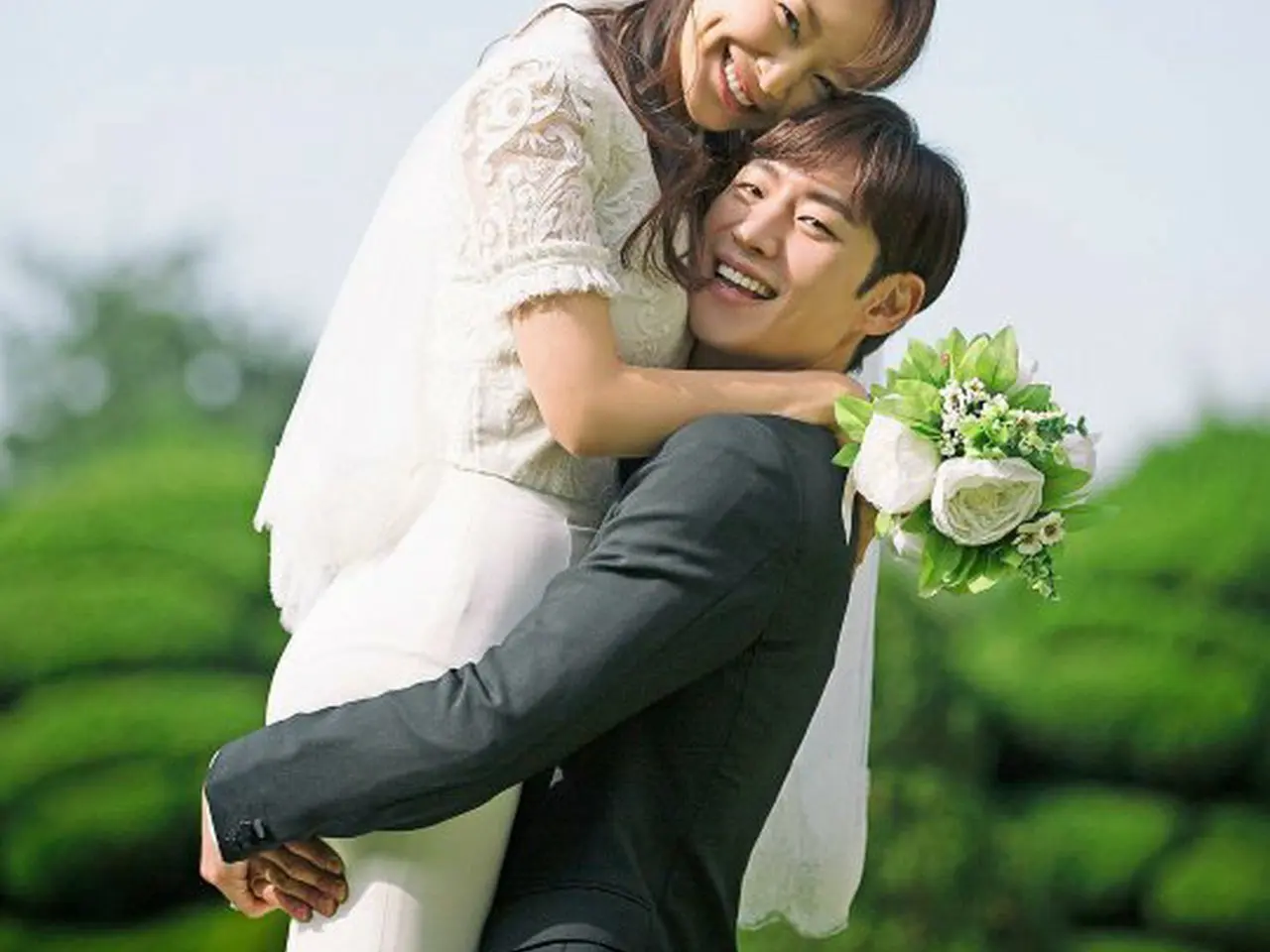 tvNドラマ「明日、あなたと」、シン・ミナ イ・ジェフンの結婚式撮影ビハインド写真を公開。 | wowKorea（ワウコリア）