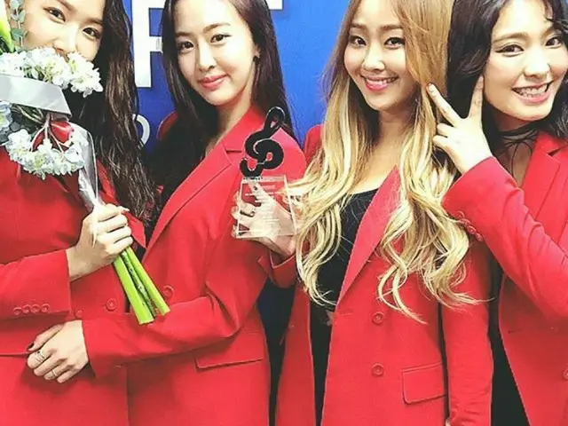 Sistar、昨日の「Gaon Chart Music Awards」の後。