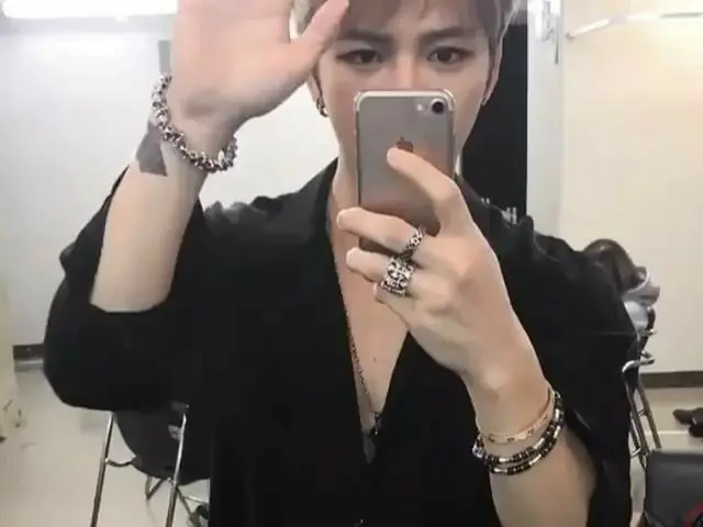 JYJ　ジェジュンの生放送、まだ待機中。