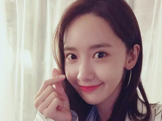 少女時代 ユナ、指ハート＆可愛らしいビジュアルで近況公開
