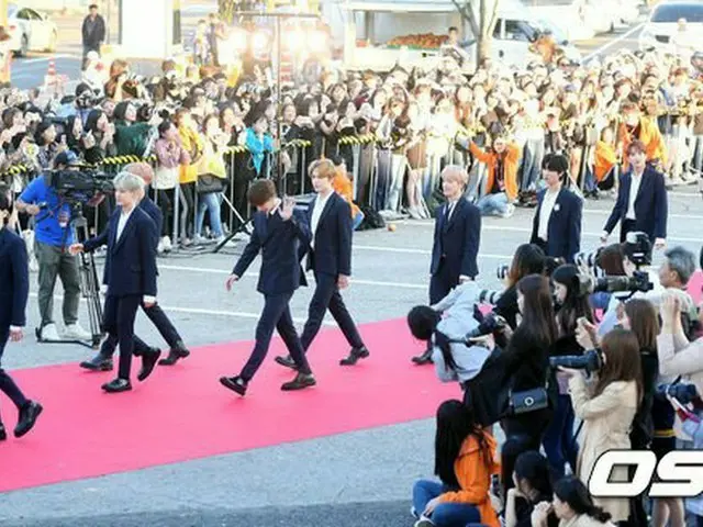 SEVENTEEN、「KOREA DRAMA AWARDS 2018」レッドカーペットイベントに出席