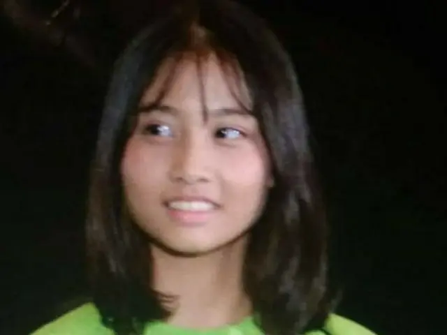 ジャカルタを中心に活動するAKB48の姉妹グループJKT48のメンバー、MUTIARA AZZAHRAがTWICE のモモにそっくりと話題に