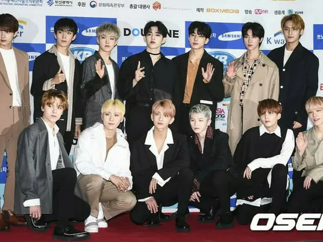 SEVENTEEN、「2018アジア・ソング・フェスティバル」のフォトウォールに登場