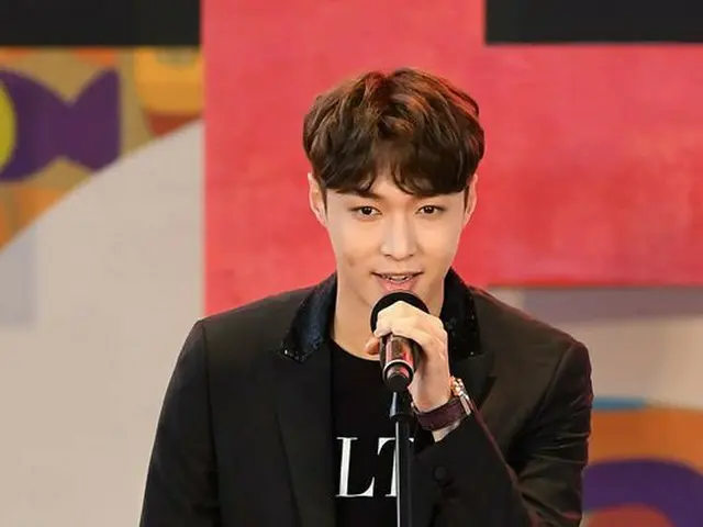 EXO LAY、映画「The Island」の野外舞台挨拶に出席