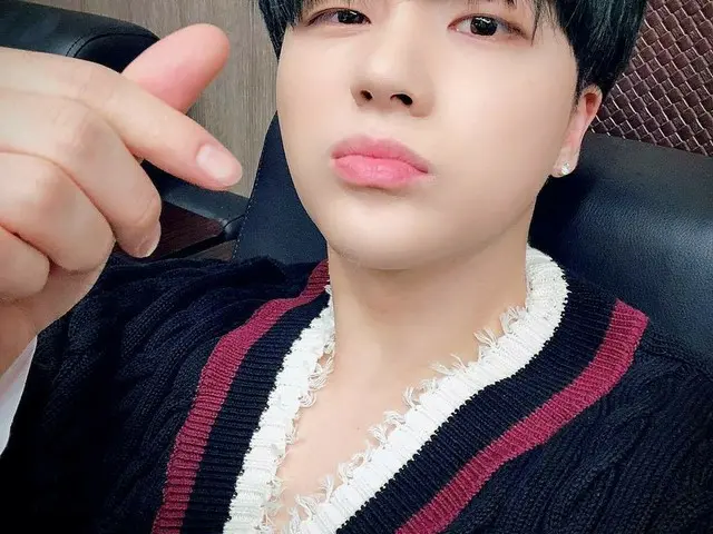 【G公式】iKON Jay、 「ハングルの日」写真公開。