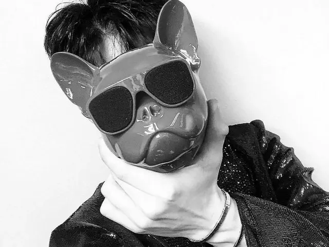 【G公式】iKON Song、 愉快な写真を公開。