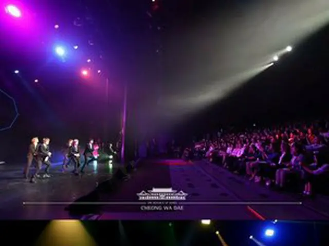 防弾少年団、フランス・パリで開かれた韓仏友情コンサートで公演