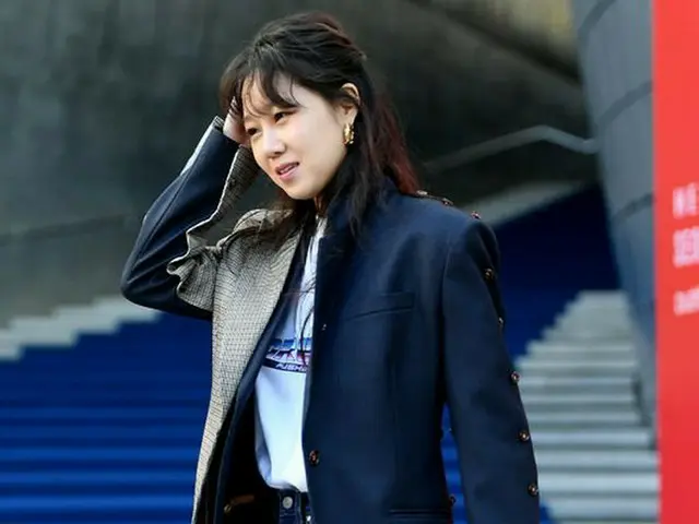 女優コン・ヒョジン、2019 S/S HERA SEOUL FASHION WEEK「PUSHBUTTON」COLLECTIONに参加