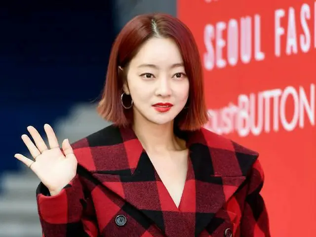 女優ソ・ヒョリム、2019 S/S HERA SEOUL FASHIONWEEK「PUSHBUTTON」COLLECTIONに参加。