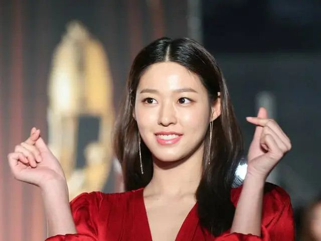 AOA ソリョン、「第55回大鐘賞映画祭」レッドカーペットイベントに出席