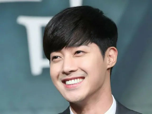 俳優兼歌手キム・ヒョンジュン、KBS W新ドラマ「時間が止まるその時」制作発表会に出席