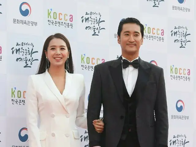 イ・ジエアナウンサー＆俳優シン・ヒョンジュン、2018大韓民国大衆文化芸術賞レッドカーペットに登場。