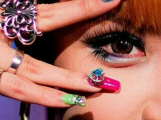 【g公式】2NE1_出身BOM、近況を公開。