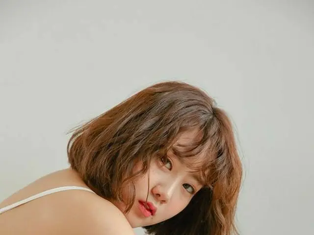 BESTie ヘヨン、STARENTと専属契約。