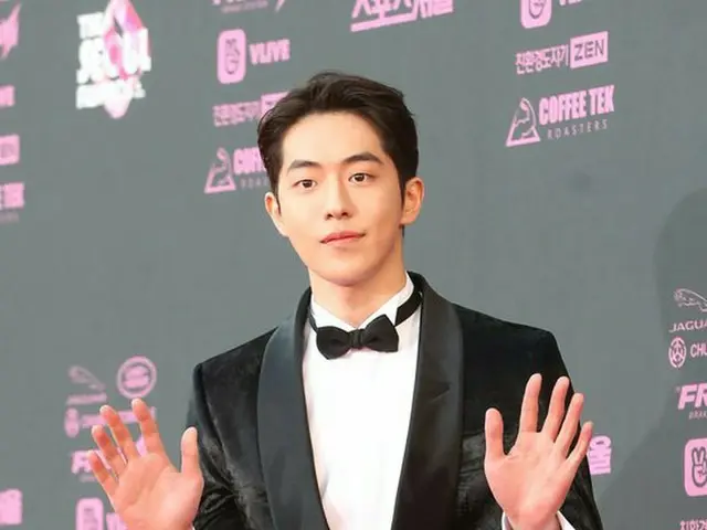俳優ナム・ジュヒョク、「第2回 THE SEOUL AWARDS」レッドカーペットイベントに出席。