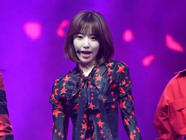IZ*ONE 宮脇咲良、デビューショーケースに出席