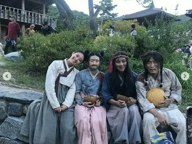 女優ナム・ジヒョン、ドラマ「100日の朗君様」ビハインドショットを公開