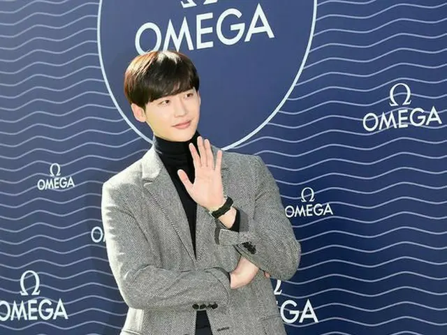 俳優イ・ジョンソク、OMEGAのフォトイベントに出席