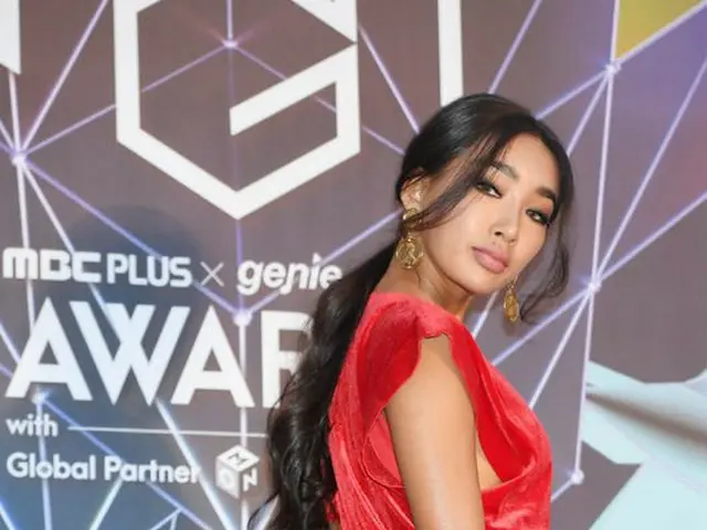 ムン・ガビ、2018MGA(MBC PLUS X genie music AWARDS)のレッドカーペットに登場。
