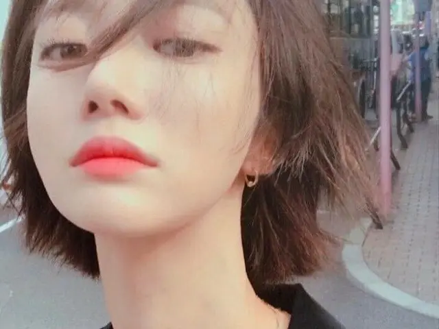 、、【g公式】女優コ・ジュンヒ、近況を公開。