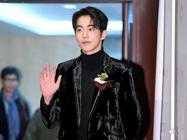 俳優ナム・ジュヒョク、「第38回韓国映画評論家協会賞」授賞式に出席。