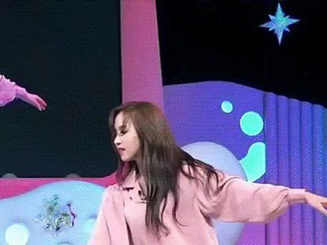 TWICE ミナ、「優雅」が韓国で話題