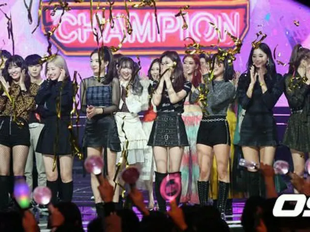 TWICE、MBC MUSIC「Show Champion」で1位