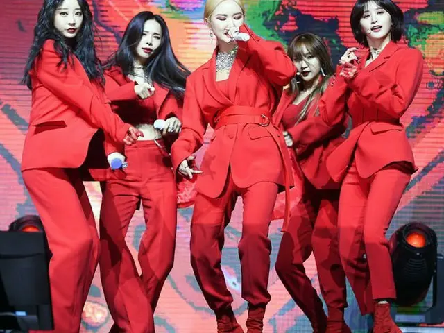 EXID、シングルアルバム「I Love You」発売記念ショーケースに出席