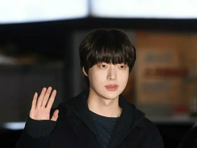 俳優アン・ジェヒョン、JTBCドラマ「ビューティー・インサイド」打ち上げに参加