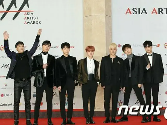 iKON、「2018 Asia Artist Awards」レッドカーペットに登場。