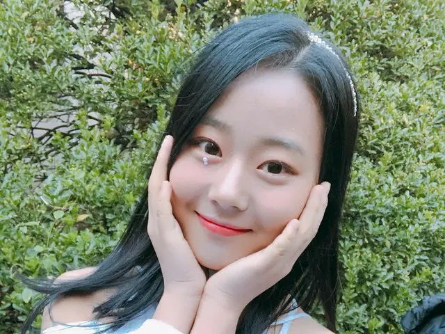 【d公式fnc】「AOA ソリョン似」のCherry Bullet チェリン CHAERIN、「BONUS_STAGE」写真を公開。