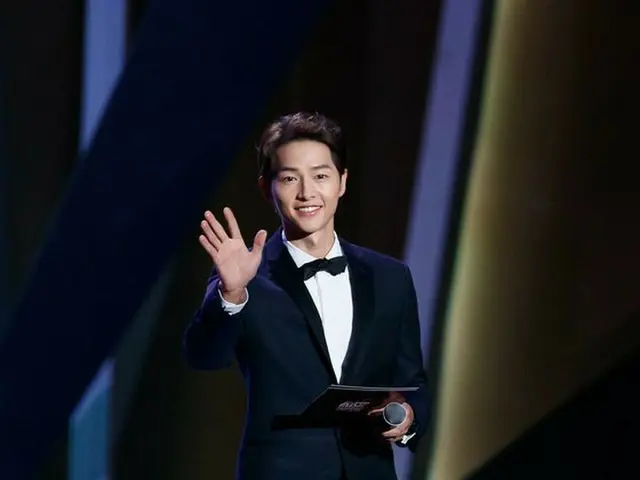 俳優ソン・ジュンギ、「2018 MAMA in HONG KONG」でホストを務める