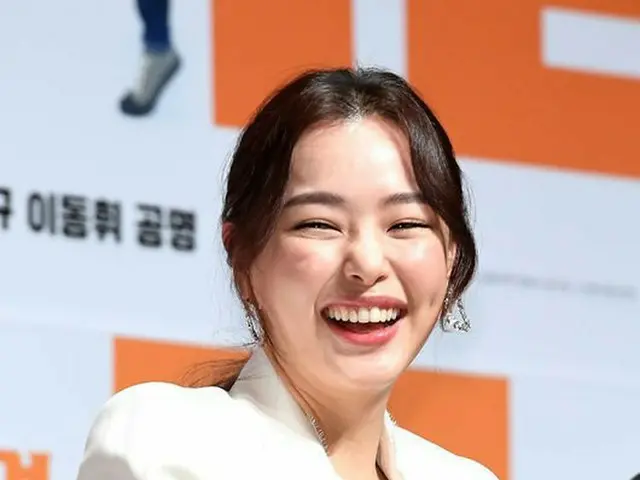 女優イ・ハニ、映画「極限職業」制作報告会に出席。