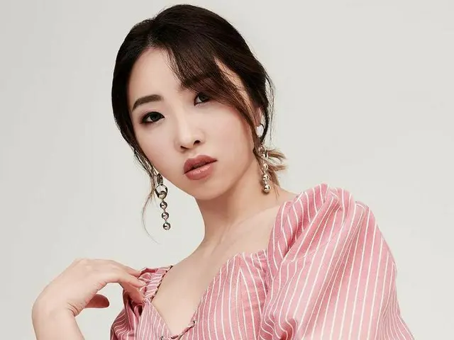 【g公式】2NE1 出身MINZY、SNS更新。