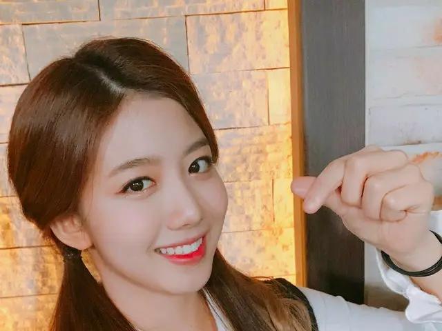 、、【d公式fnc】Cherry Bullet ：[BONUS STAGE 3] YUJU Behind the scenesを公開。