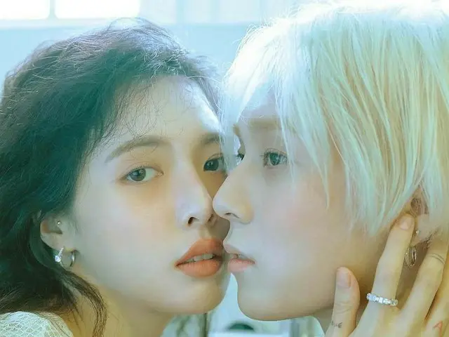 、、【g公式】ヒョナ、SNSで画報公開。