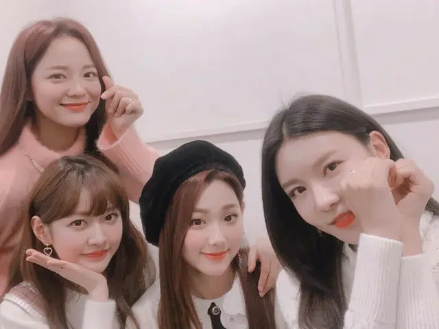 【t公式】gugudan、181221KBS-2TV「ミュージックバンク」での写真を公開。