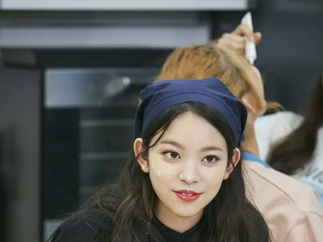 、、【d公式fnc】Cherry Bullet LINLIN、[ボーナスステージ 3]舞台裏を公開。