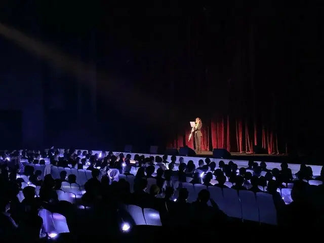 【g公式】KARA_出身ハラ、神奈川県民ホールでのファンミーティングの様子を公開。