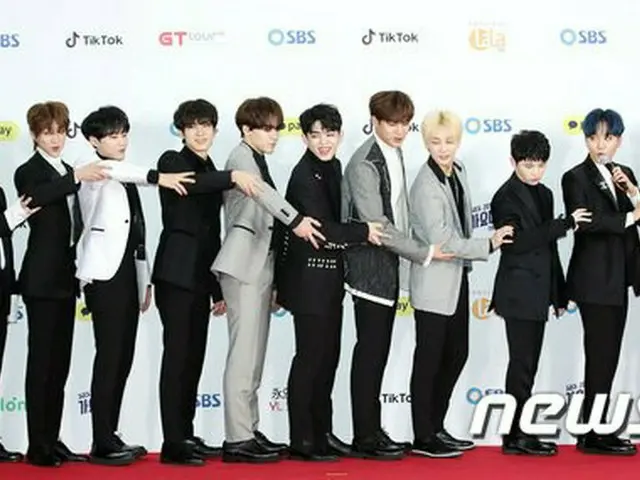 SEVENTEEN、「2018 SBS歌謡大祭典」レッドカーペット行事に出席