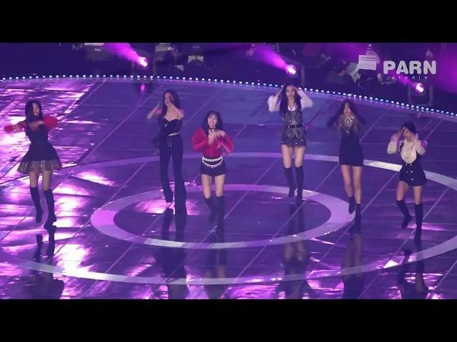REDWICE = RED VELVET x TWICE、本日の舞台