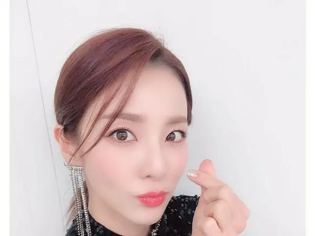 、、【g公式】2NE1_出身DARA、2019新年の様子を。