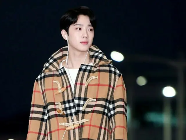 Wanna One 出身ライ・グァンリン、写真撮影のため中国へ