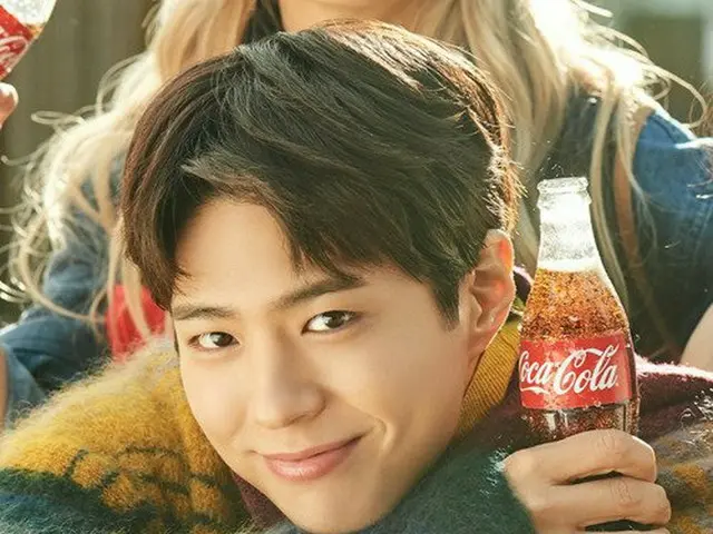 俳優パク・ボゴム、韓国コカ・コーラ2019年新年キャンペーンを展開