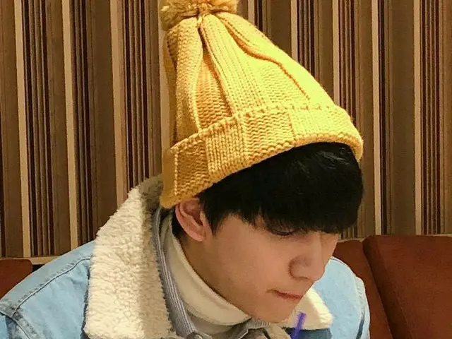 【G公式】VIXX、集中しているヒョギの写真を公開。