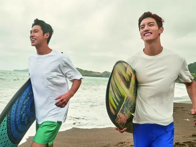 東方神起、画報集「LIFE IS A JOURNEY」が発売予定