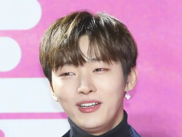 Wanna One ユン・ジソン、「第28回ハイワン ソウル歌謡大賞」レッドカーペットに登場