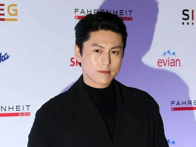 俳優リュ・スヨン、ファッションブランド設立フォトウォールイベントに出席