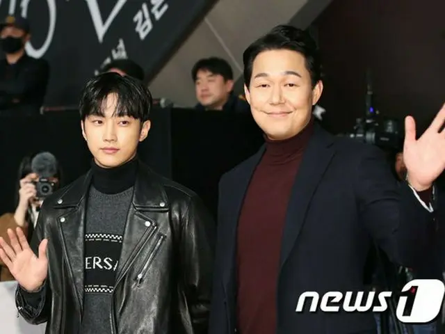 B1A4 ジニョン＆俳優パク・ソンウン、Netflixオリジナルドラマ「キングダム」レッドカーペットイベントに出席