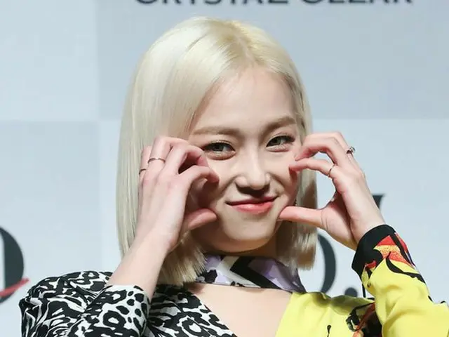 CLC イェウン、IZ*ONEのデビュー曲「La Vie en Rose」に関するエピソードを公開